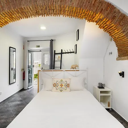 Whome Cozy Alfama Haven: Perfect For Exploring Appartement